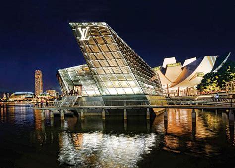 moshe safdie + peter marino: louis vuitton island .